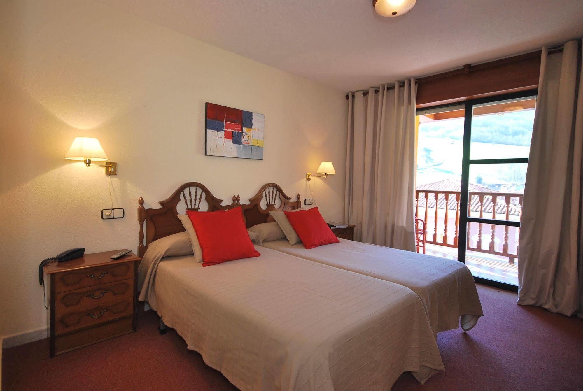 Hotel Principado De Europa Arenas De Cabrales Luaran gambar